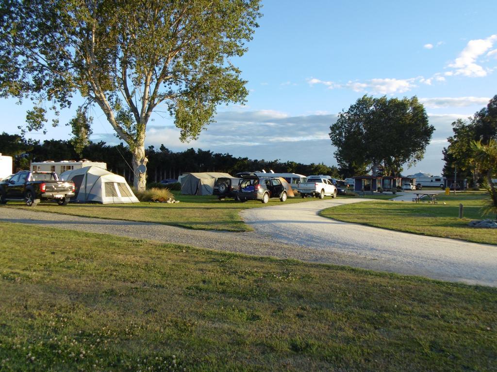 Glenavys Waitaki River Motor Camp Buitenkant foto