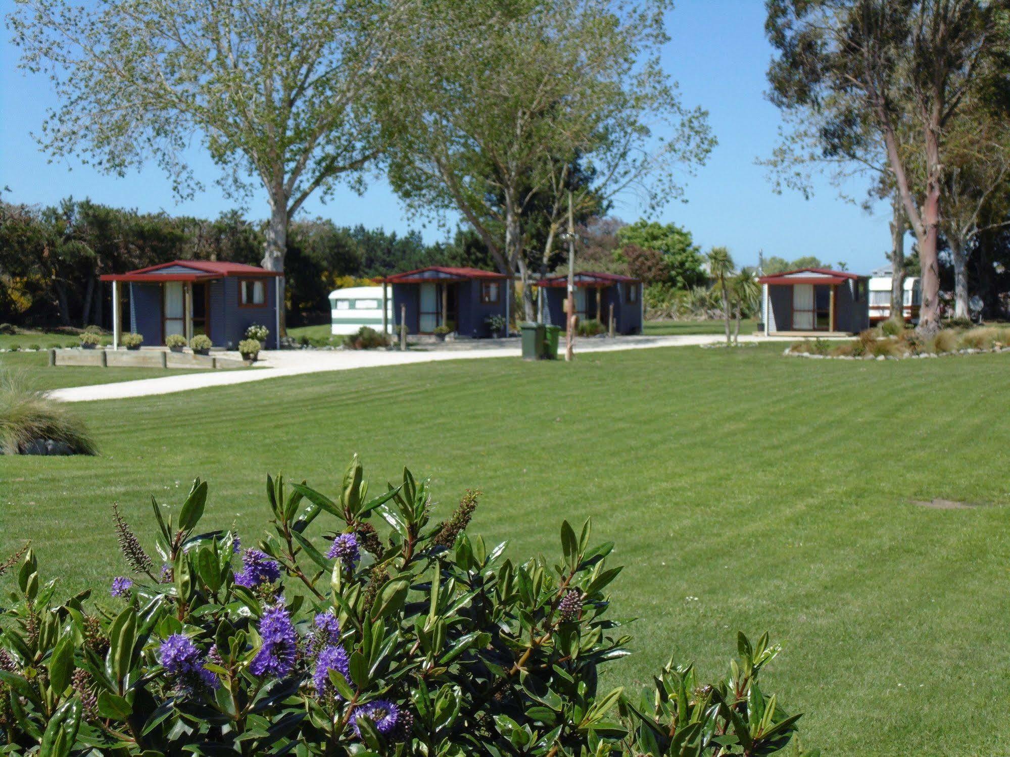 Glenavys Waitaki River Motor Camp Buitenkant foto